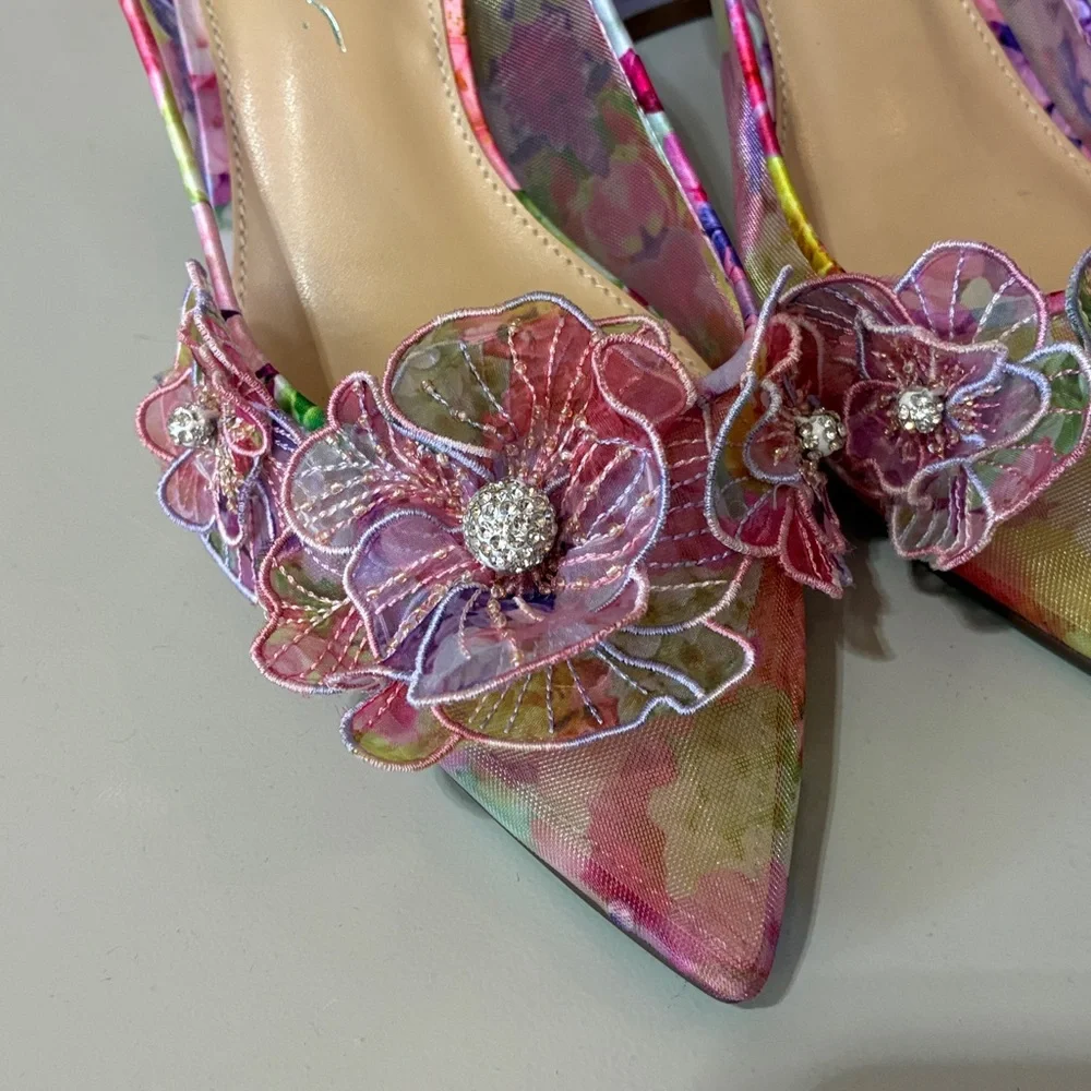 Betsey Johnson Avi Multicolor Floral Appliqué Slingback Heels - Picture 3 of 8